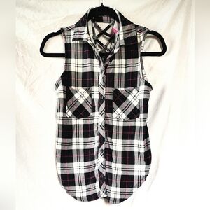 No Boundaries Black and Pink Plaid Shirt